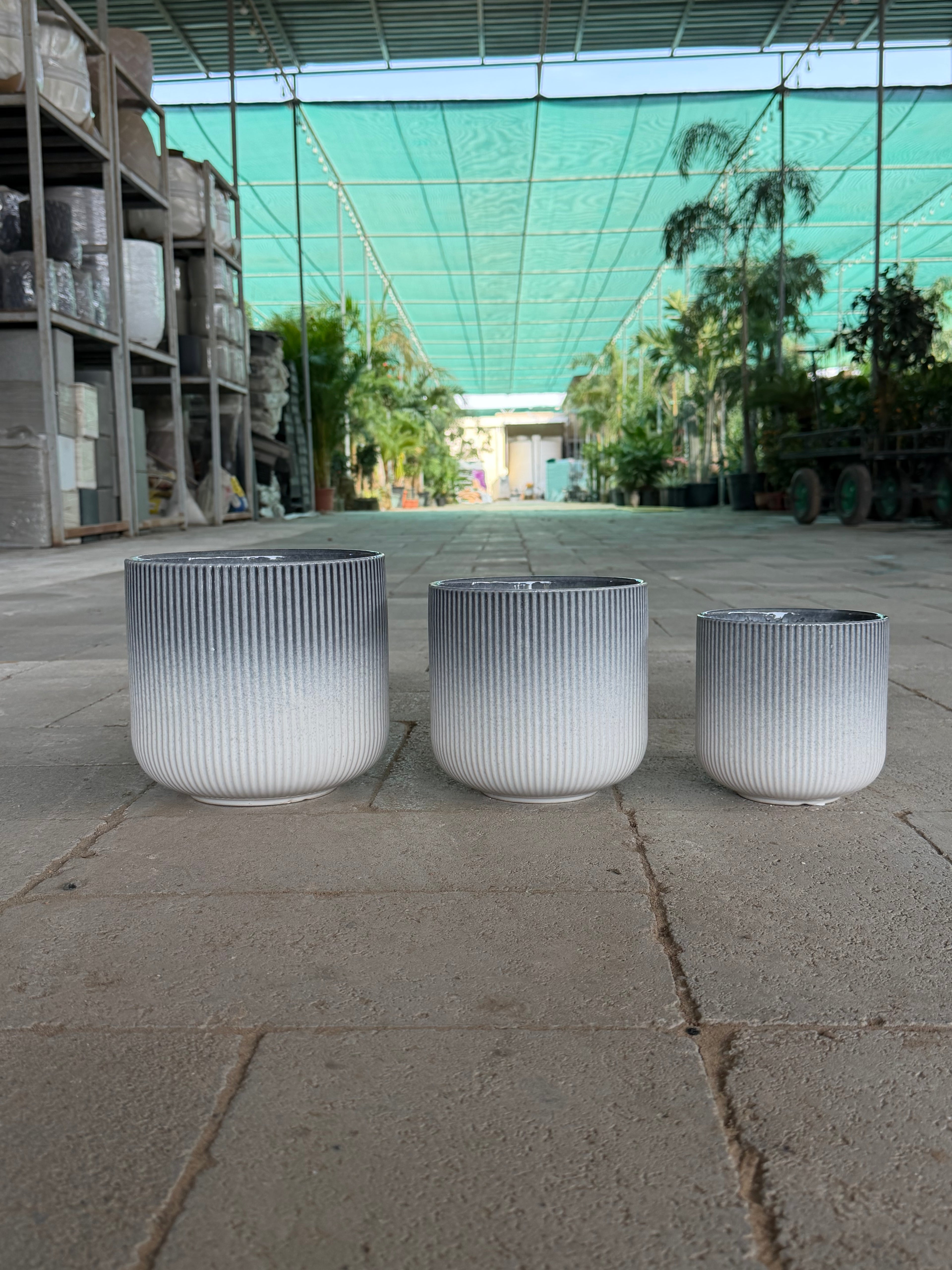 Linea Ribbed – Grey White Ceramic Planter